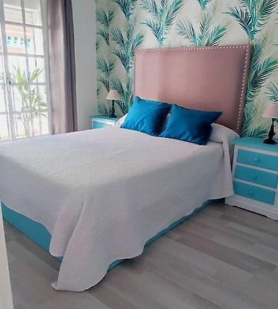 Apartamentos Ana'S Cozy Inns Torremolinos Eksteriør billede
