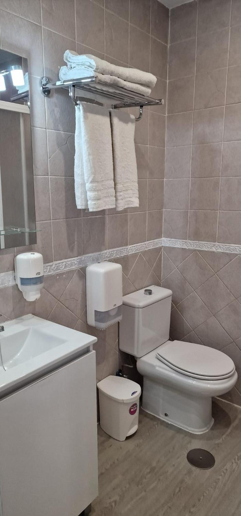 Apartamentos Ana'S Cozy Inns Torremolinos Eksteriør billede