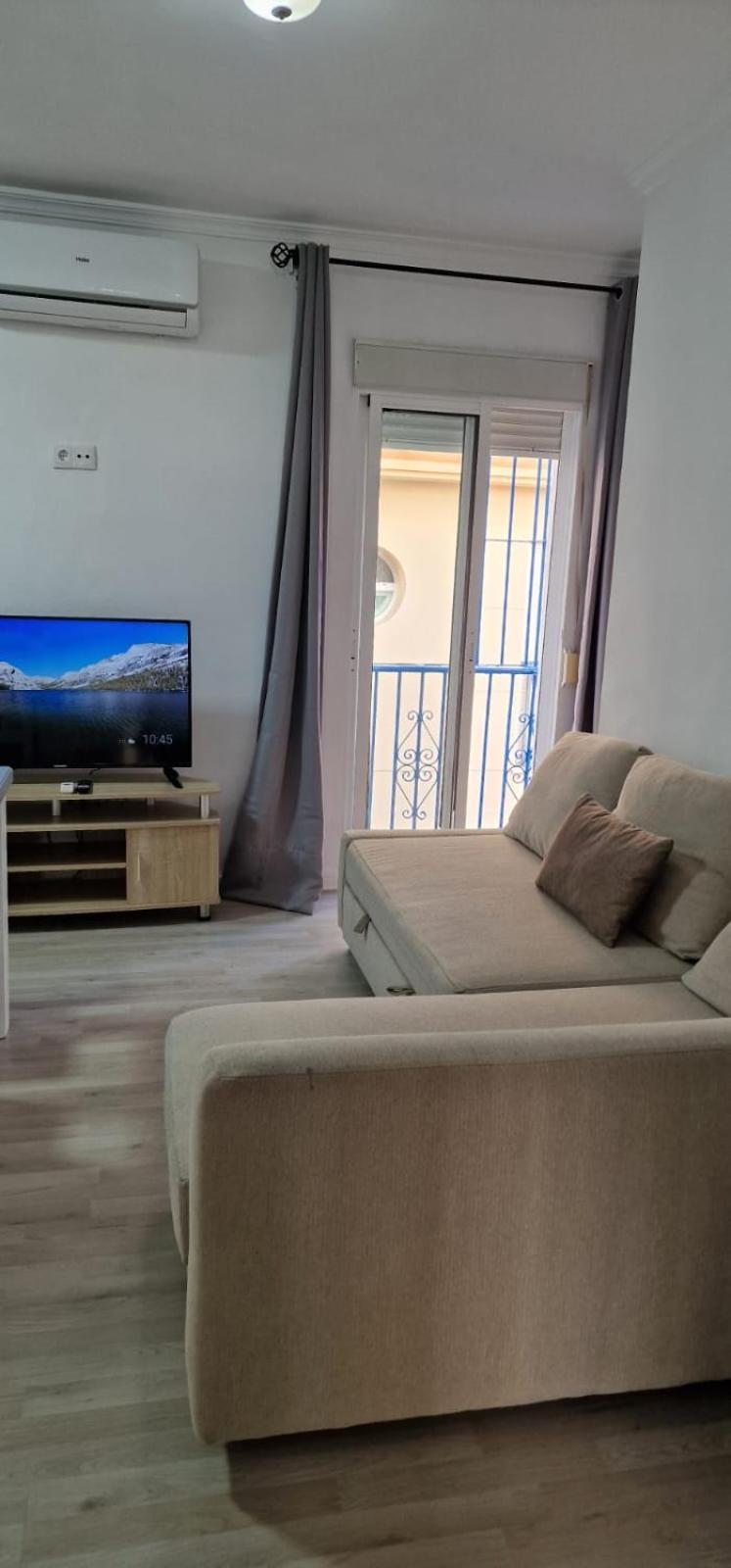 Apartamentos Ana'S Cozy Inns Torremolinos Eksteriør billede